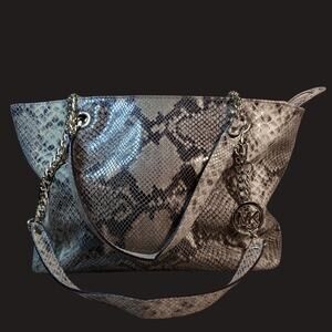 Michael Kors Python Snakeskin Jet Set Tote /Goldtone Chain Straps & Hardware‎